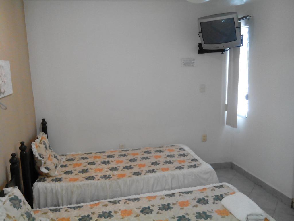 Hotel Y Hostal Casa Risueno Campeche Room photo